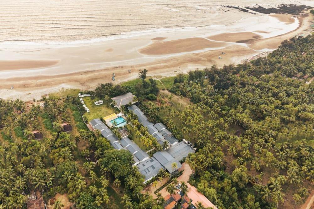Foxoso La Beach Resort & Spa Eski Goa Dış mekan fotoğraf