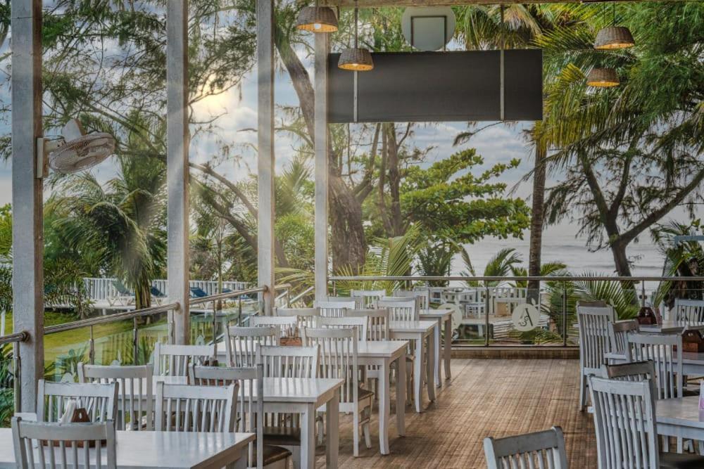 Foxoso La Beach Resort & Spa Eski Goa Dış mekan fotoğraf